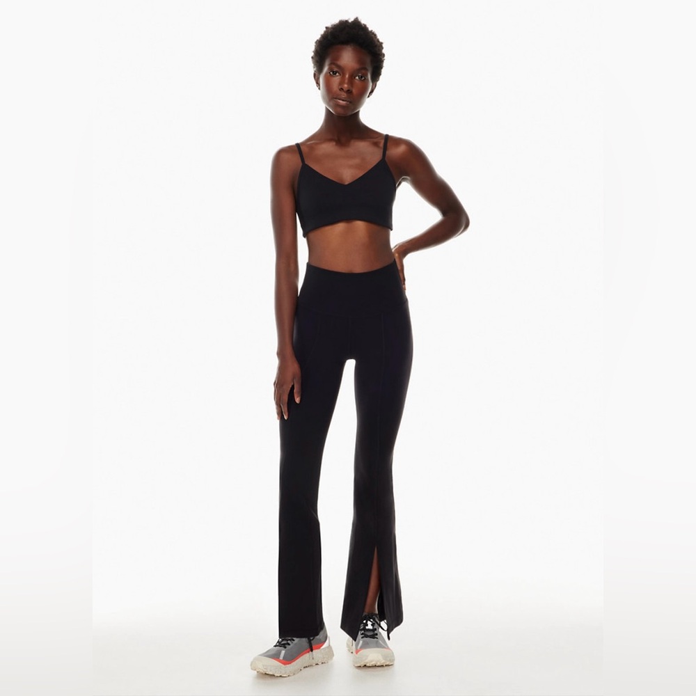 TnaBUTTER™ Split Hi-Rise Long Legging - Size Small